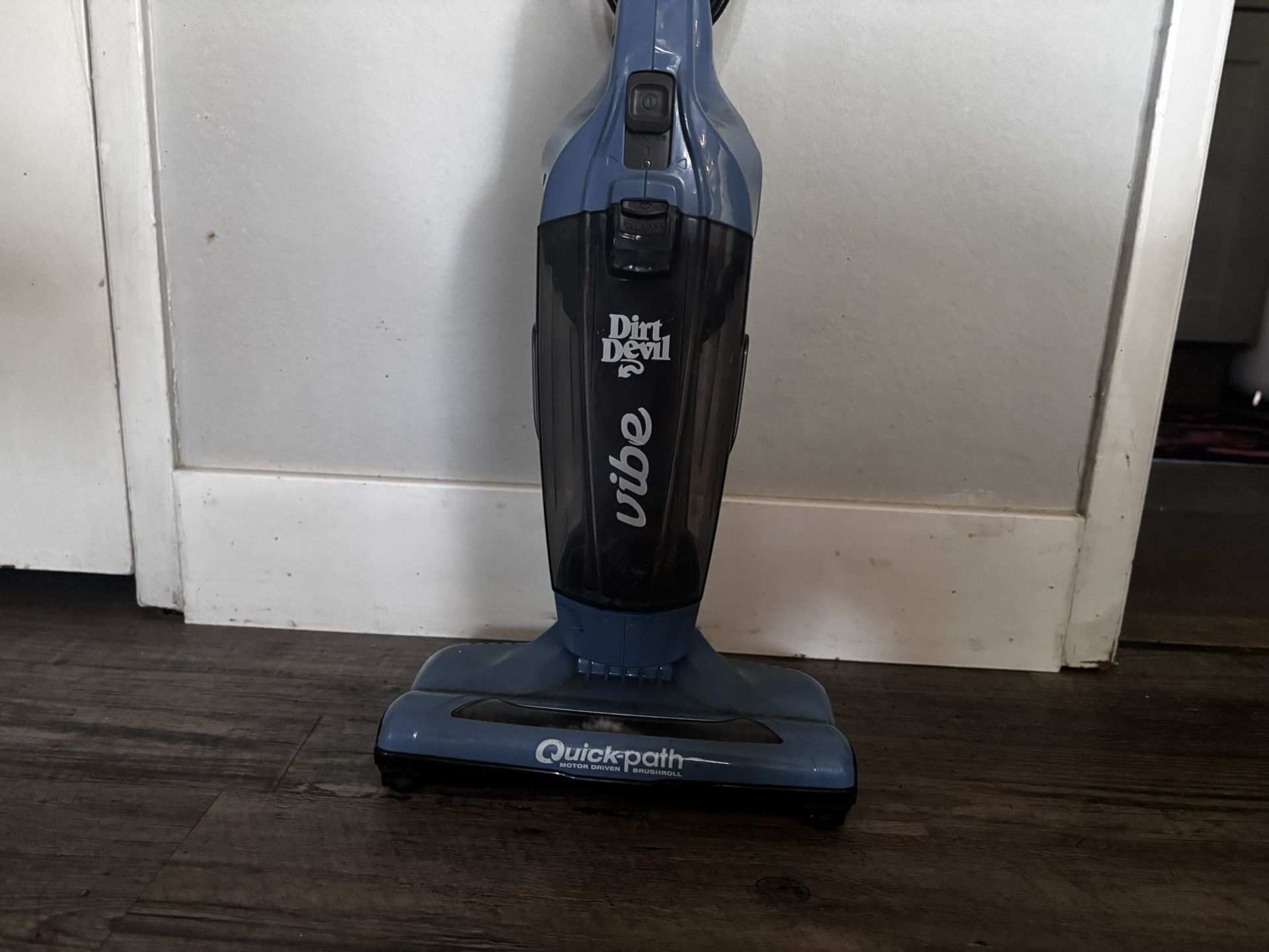 Dirt Devil Vacuum