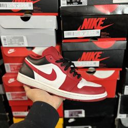 Jordan 1 Low Bulls size 11 USED