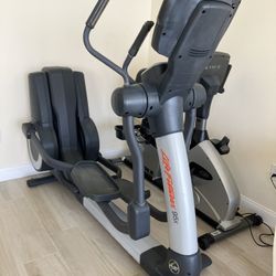 Life Fitness Elliptical 95x