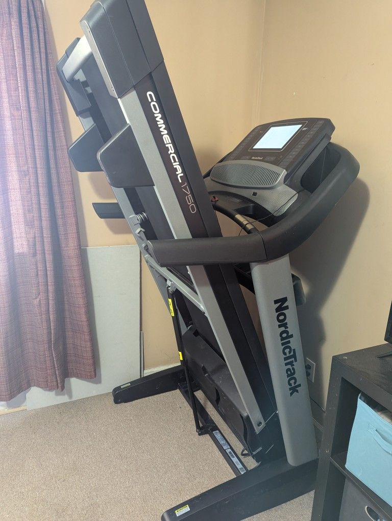 Nordictrack Commercial 1750 Treadmill