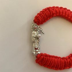 Pulcera  Con Imágenes De La Santa Muerte Con Pedrería Roja