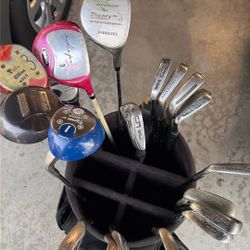 Golf Bag With Clubs