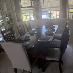 City Furniture Dining Set For 8