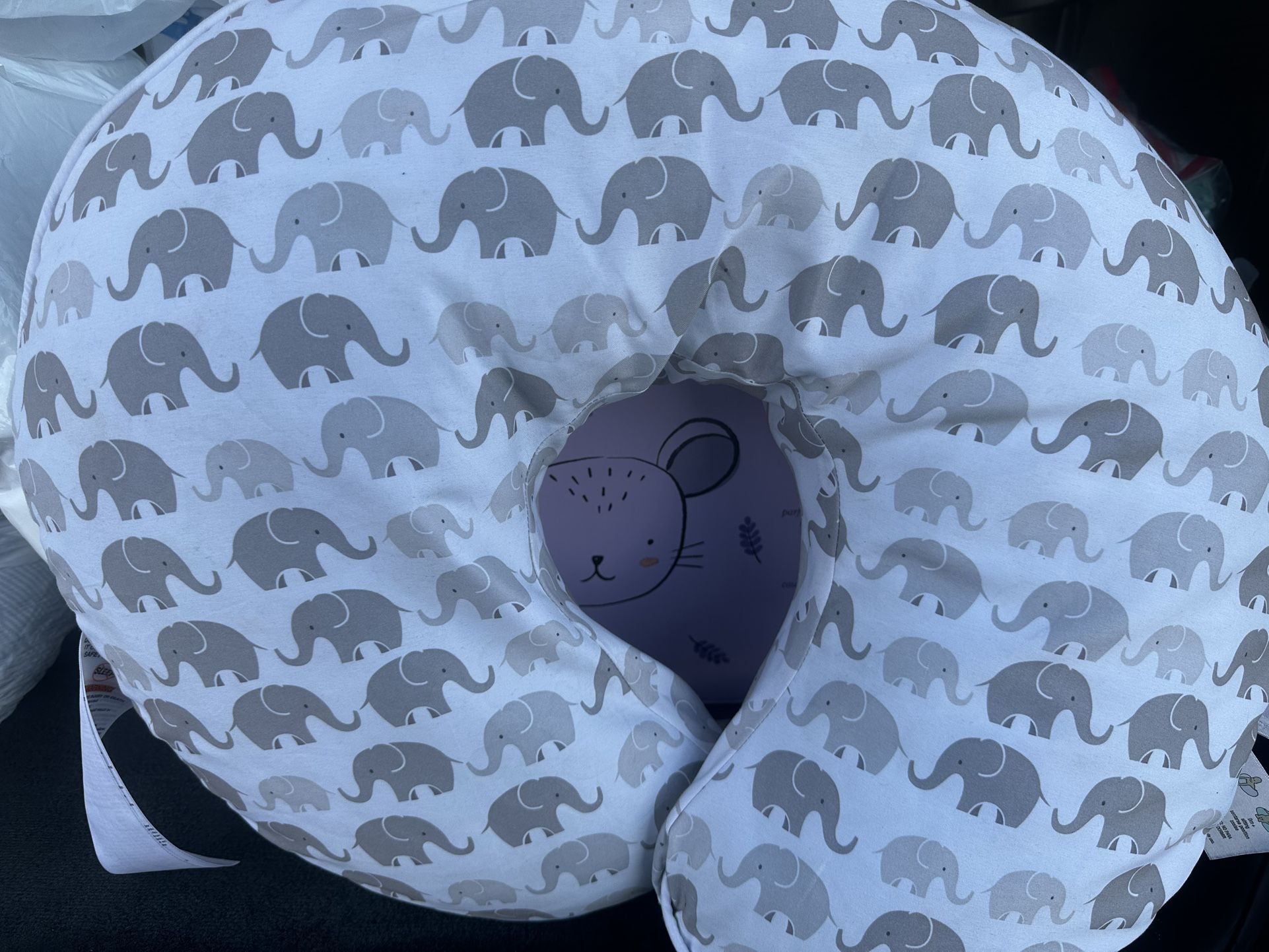 Bobby Nursing Pillow