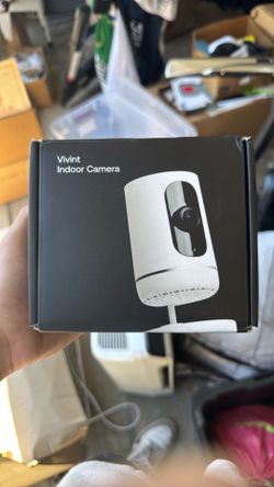 VIVINT INDOOR CAMERA