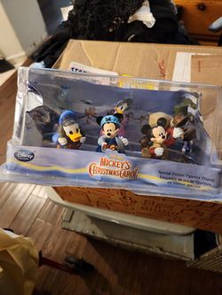 Mickeys Christmas Carol Figures Set Of 6