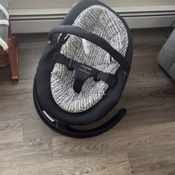  Nuna leaf Grow Baby Seat