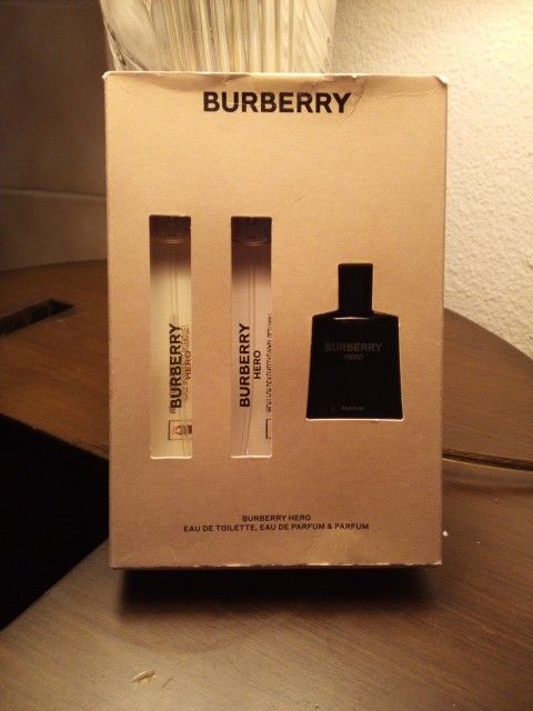 Burberry Hero Fragrance 