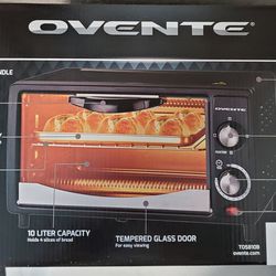 Ovente Countertop 4 Slice Capacity Conventional Oven w/ Baking Pan