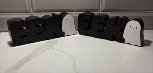 2 Halloween black EEK ghost thick wood decoration sign