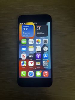 iPhone SE (64GB Unlocked)