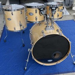 Pearl Vision 4 Piece Drum Set