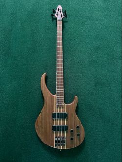 Peavey Grind 4 String Bass Guitar