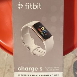 Fitbit Charge 5 