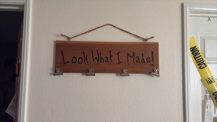 Kids wall art organizer