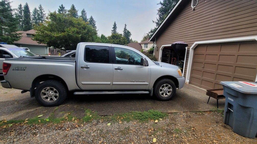 Nissan titan 4x4 part out
