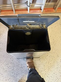 10.6 Gal Trash Can