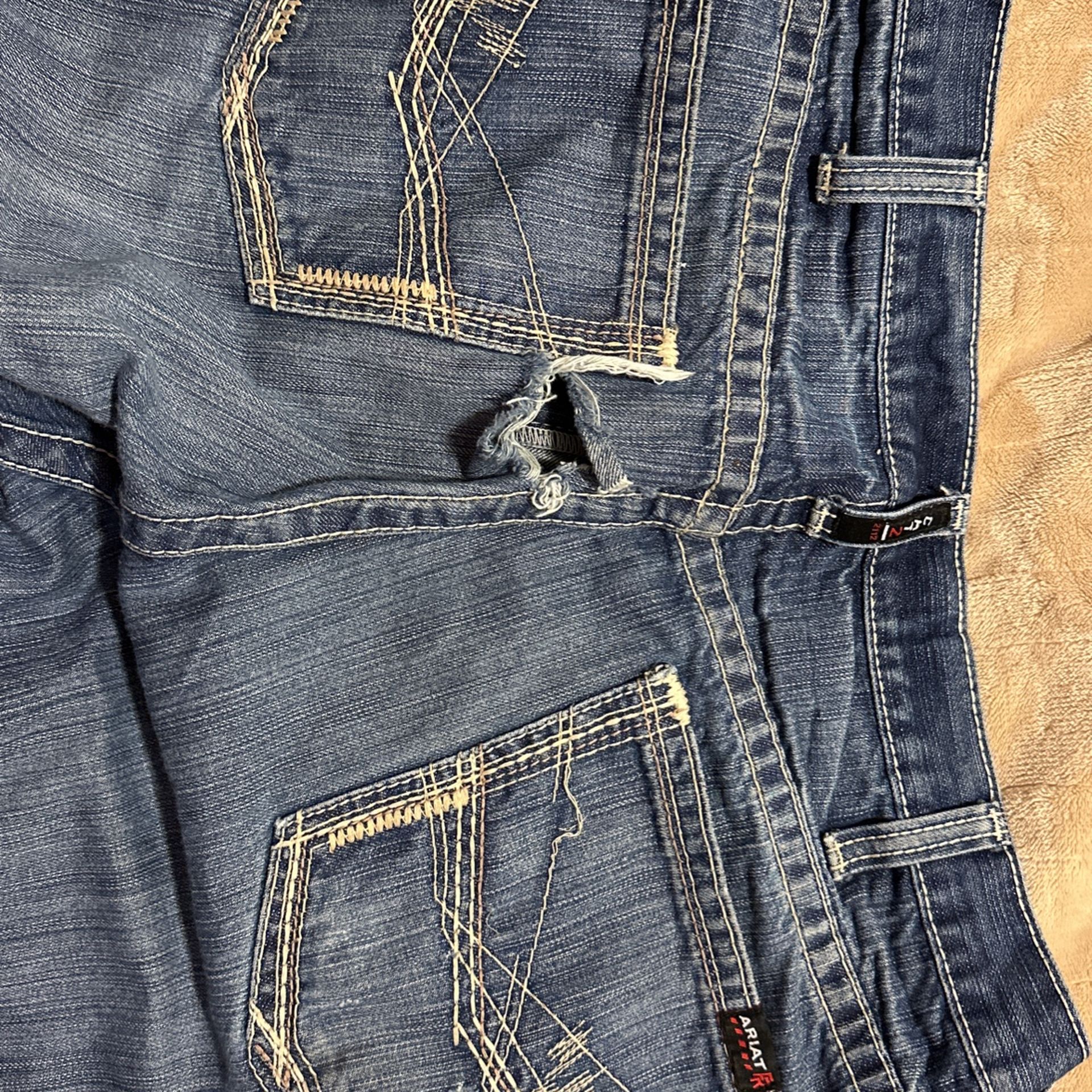 Rip Ariat Jeans Size40/36 Fr Low Rise Boot Cut