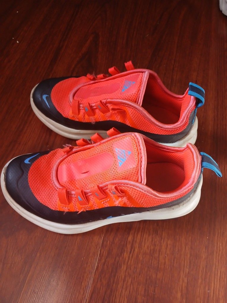 Size 11 Kids Nike
