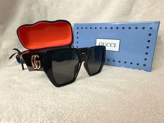 New Gucci Oversized Sunglasses with GG Logo woman’s