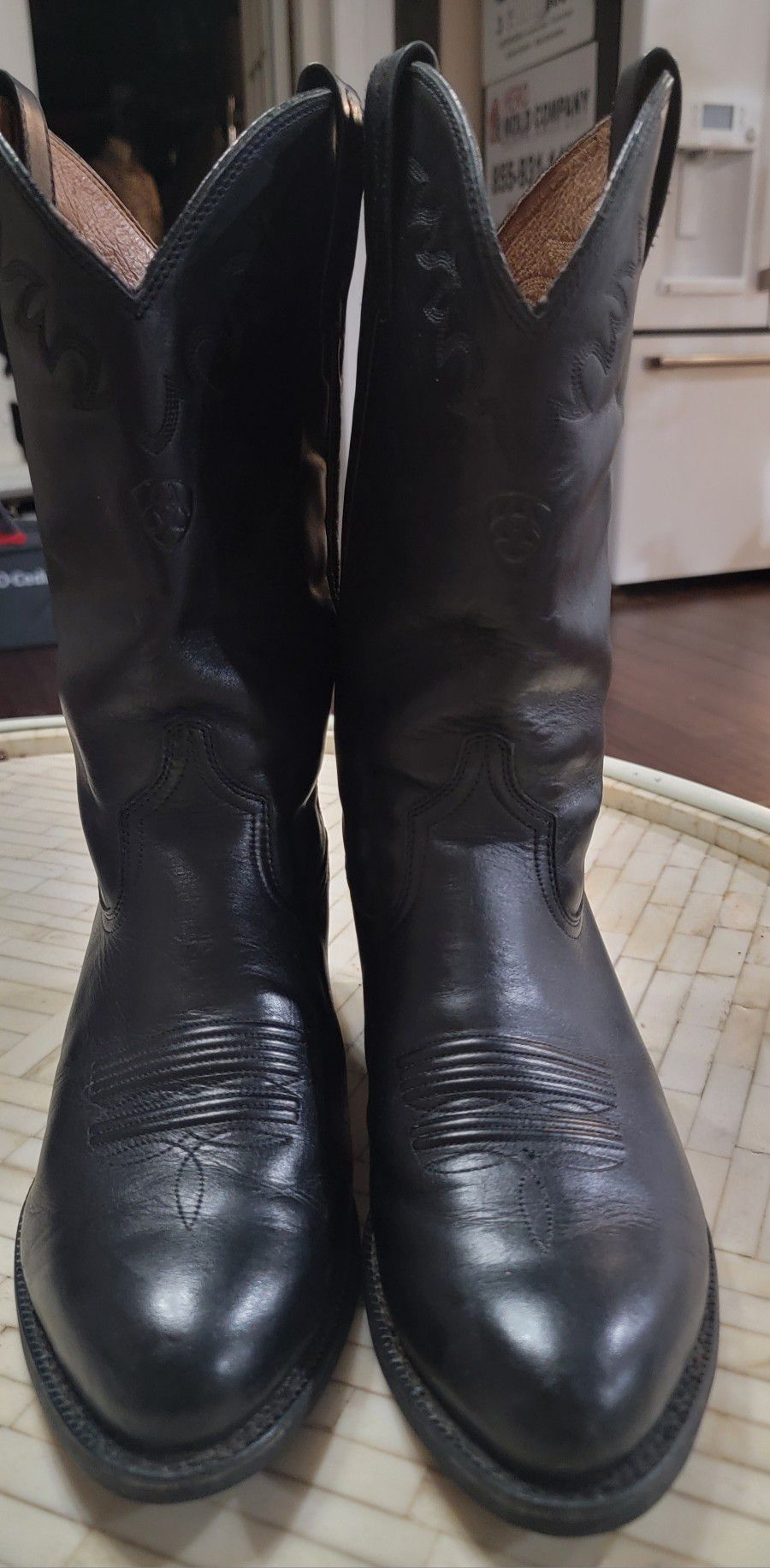 Ariat Boots Size 10.5