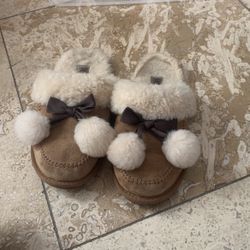 ugg slippers 