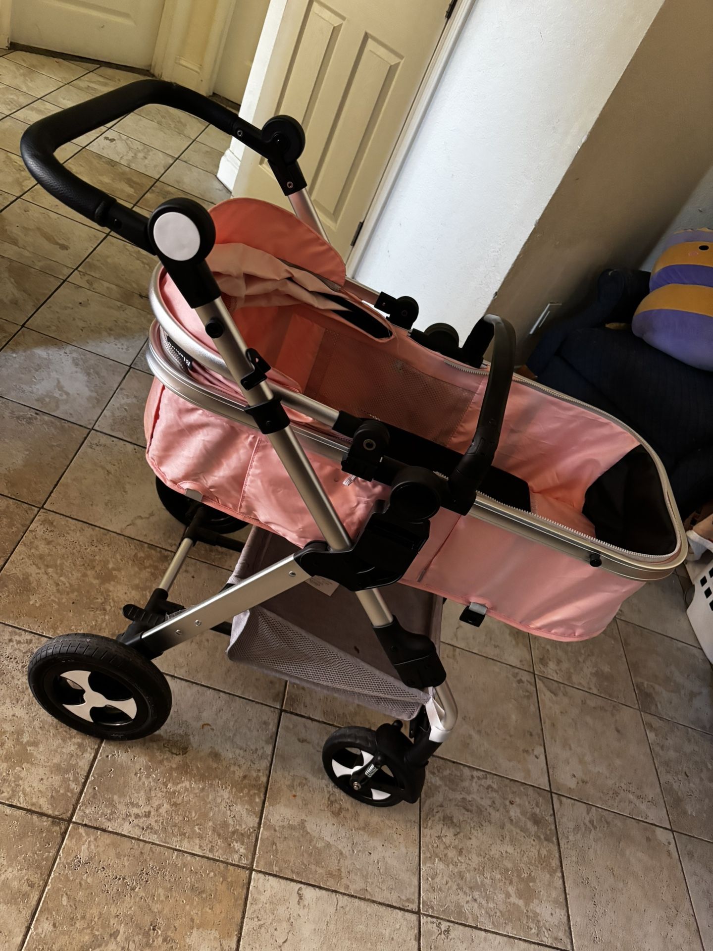 Blahoo pink stroller