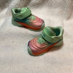 Jordan 3 Retro Luka  Toddler  Size 4.5