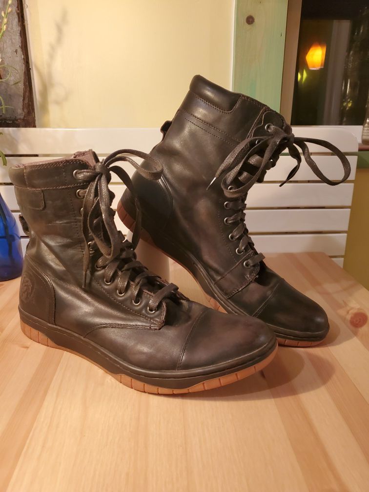 Diesel Basket Butch Sneaker-boots In Leather