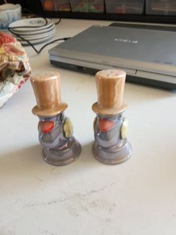 Salt and pepper shakers