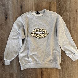 Woman’s Sweatshirt Size Small