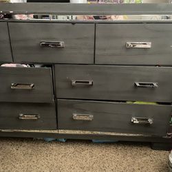 Grey dresser with Mirrors