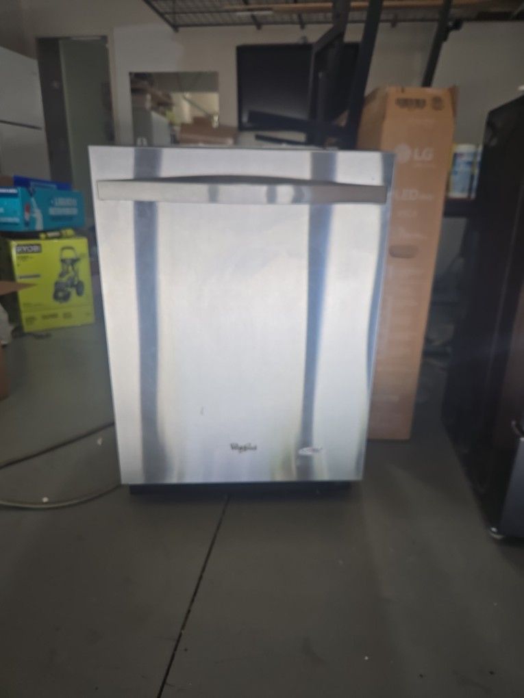 Whirlpool Dishwasher