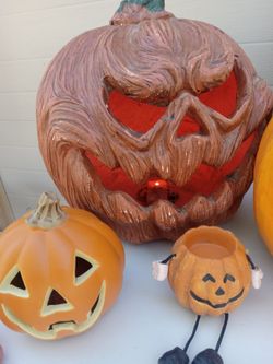 Halloween Jack-O-Lantern Decoration