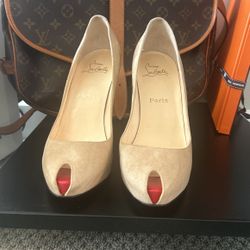 Size 39 Suede Louboutin Heels