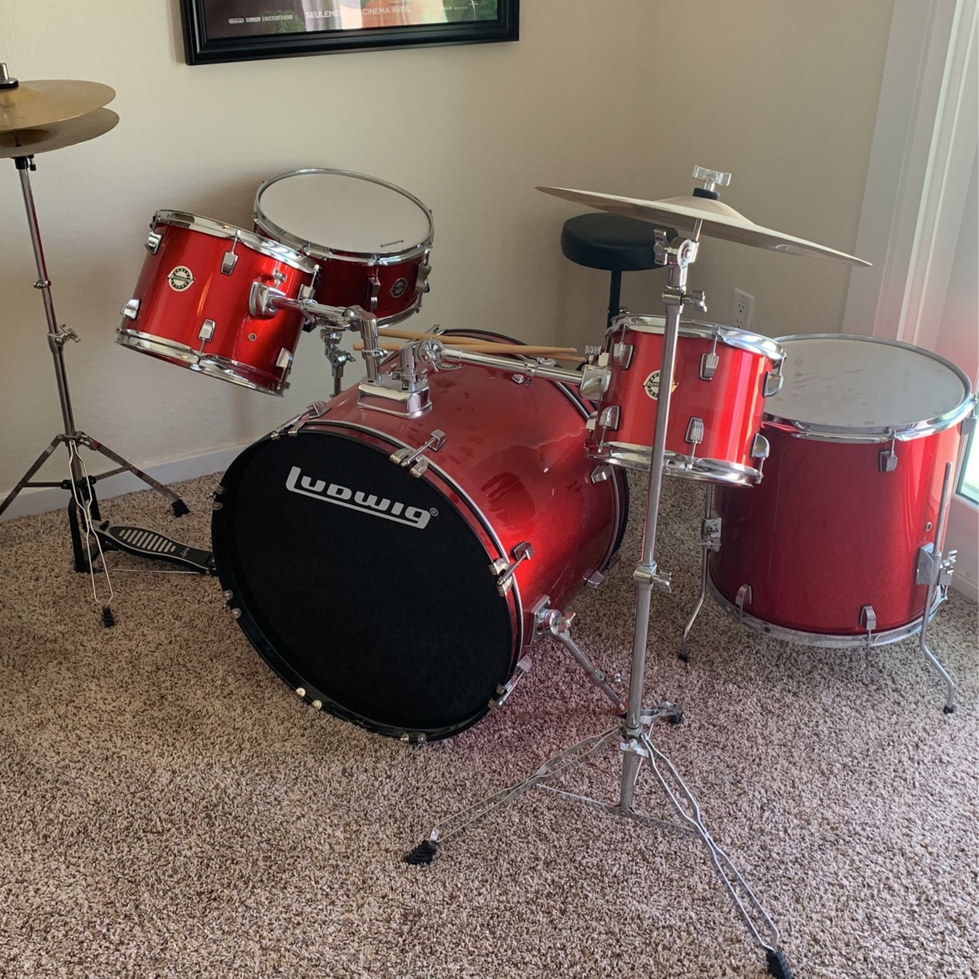 Ludwig Accent Drum Set
