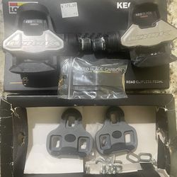 Look keo Blade CARBON  Pedals With Clips Only Used Twice