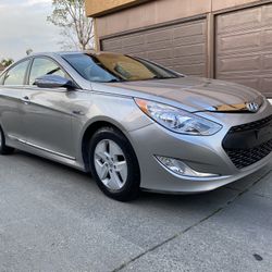 2011 Hyundai Sonata Hybrid 