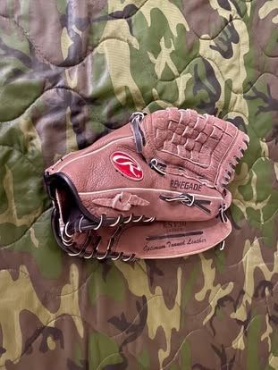 Rawlings Renegade Leather Fielders Glove RH