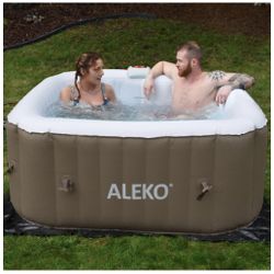 4 Person Inflatable Jetted Hot Tub