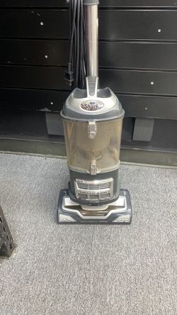 Shark vacuum Navigator Lift-Away professional