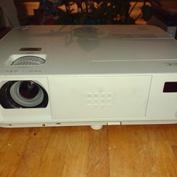 Projector With Screen And Mount