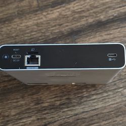 Unifi Cloud Key Gen2 - 1TB SSD plus Rackmount Accessory