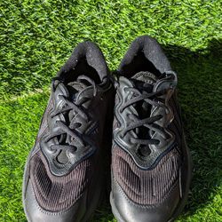 Adidas Women's 5 Originals Ozweego Low Athletic Shoes Triple Black FX6028