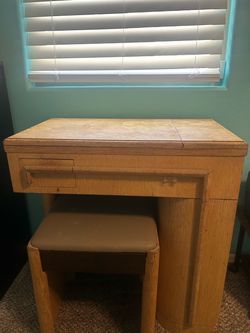 Vintage Singer model 301 sewing machine