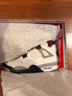 Jordan 4 White Cement (2025) Deadstock (Size 9)