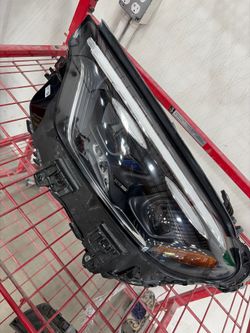 2023-2025 Mercedes Benz GLC 300 left headlight