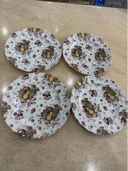 4 beautiful plates