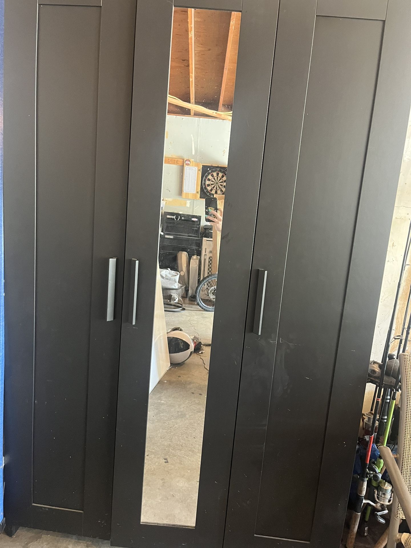 Armoire