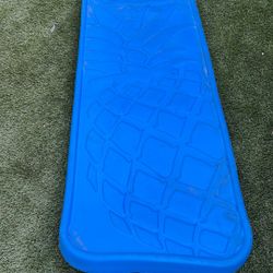 Free Pool Float 